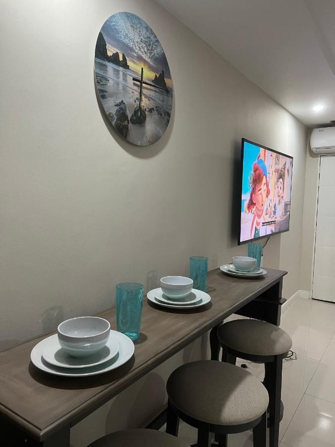 Bayfront Villa & Apartment Портмор Екстериор снимка