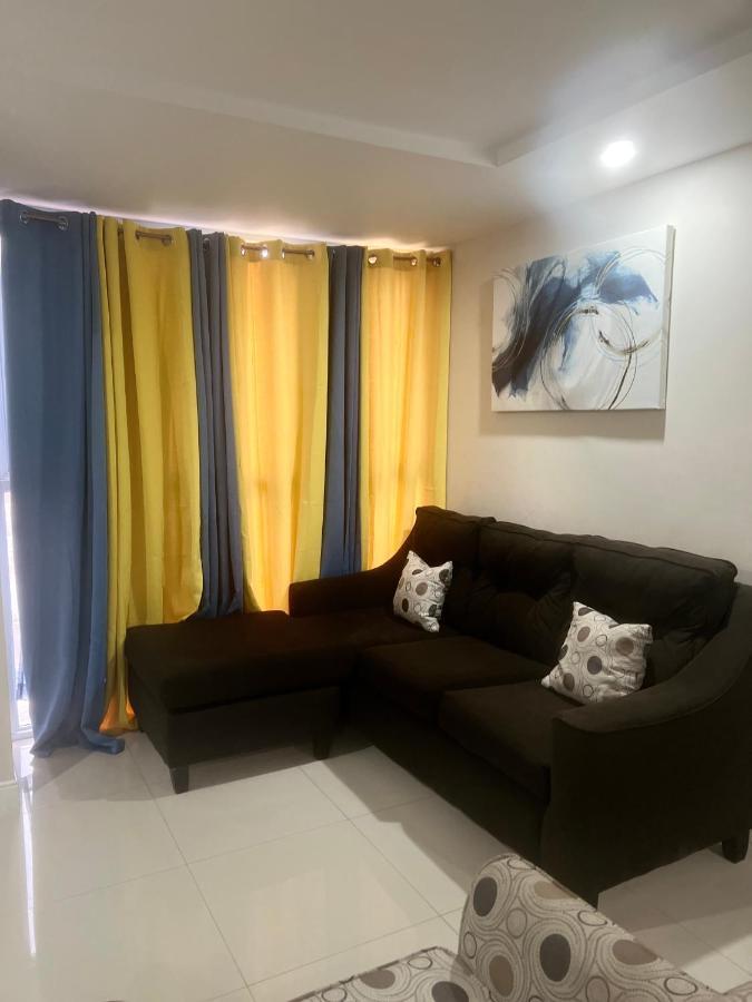 Bayfront Villa & Apartment Портмор Екстериор снимка
